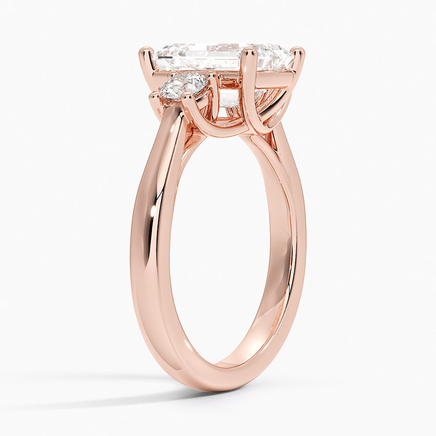 EMERALD & BRILLIANT CUT TRIO RING