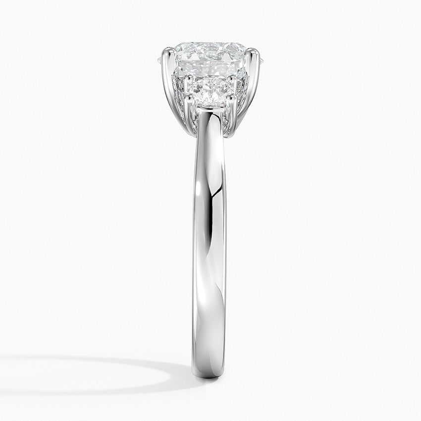 BRILLIANT CUT TRILOGY RING
