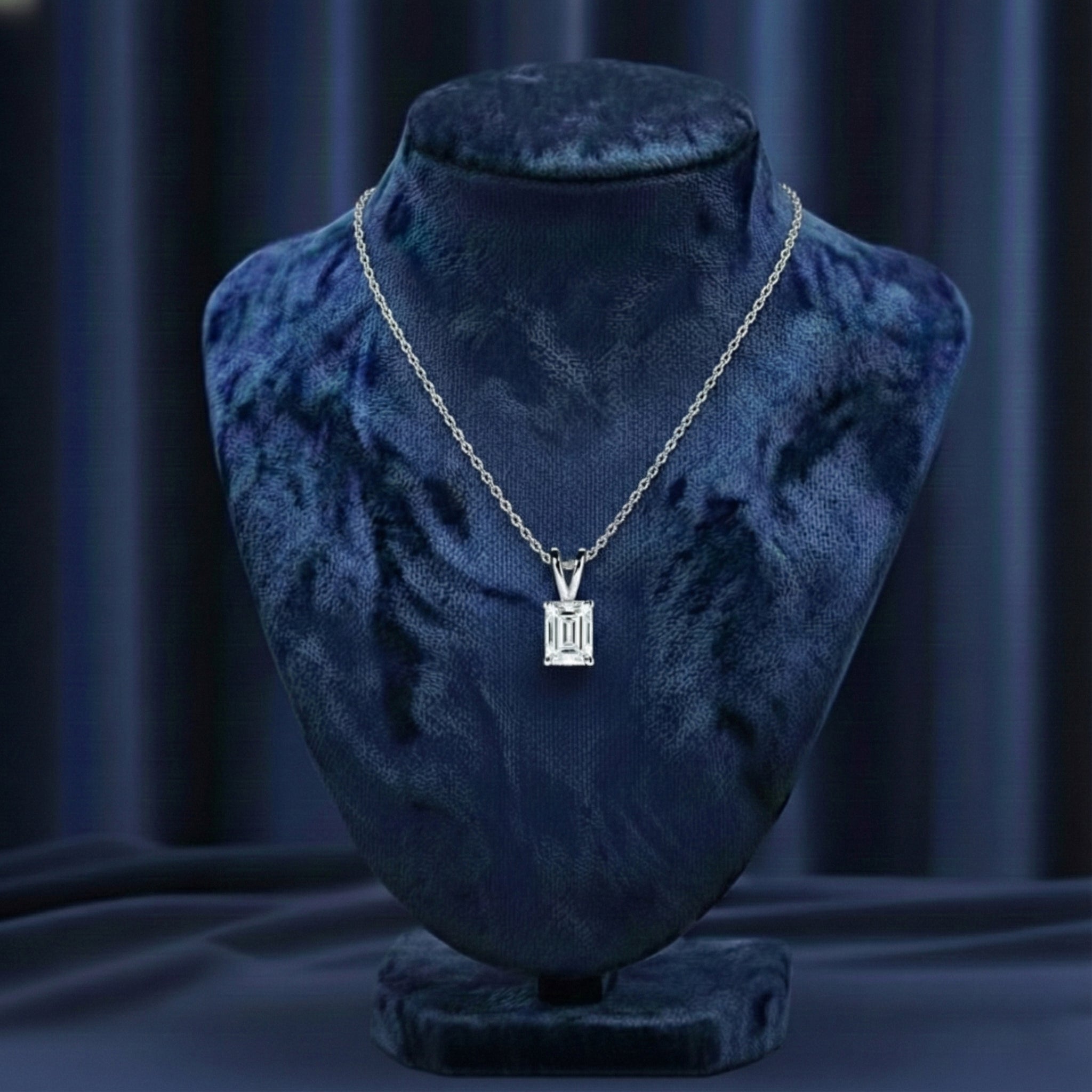 قلادة تالا مويسانيتي راديانت – ذهب أبيض – اللون D – VVS1