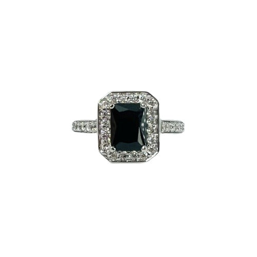 The Signiture 1% Emerald Cut Halo Ring