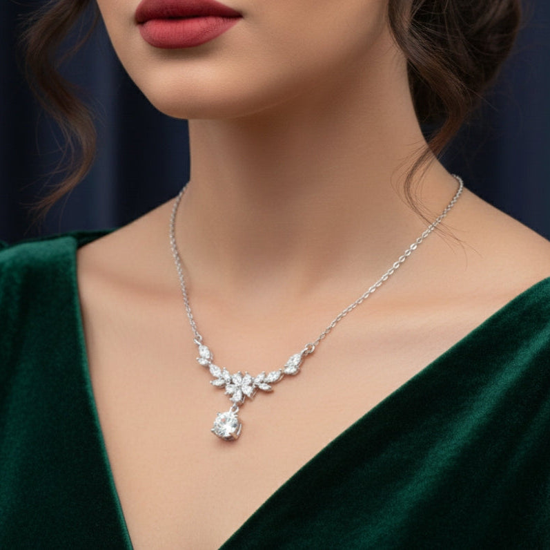 قلادة لايان مويسانيت - ذهب أبيض - لون D - VVS1