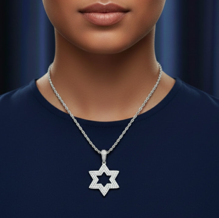 قلادة نجلاء مويسانيتي – ذهب أبيض – اللون D – VVS1