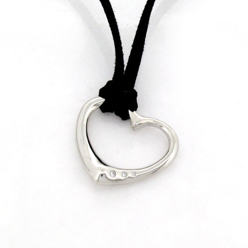 CONTEMPORARY HEART SHAPE PENDANT