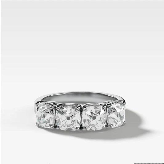 4 STONE ROUND RING