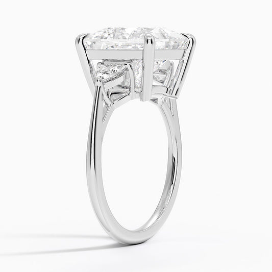 PRINCESS CUT RING WITH TRILLION STONES