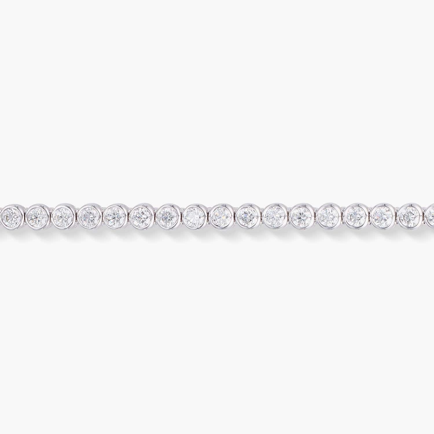 سوار تنس مرصع بالأحجار الكريمة - ذهب أبيض